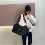 Soft Nylon Cloth Shoulder Sports Gym Yoga Handbag (Black)