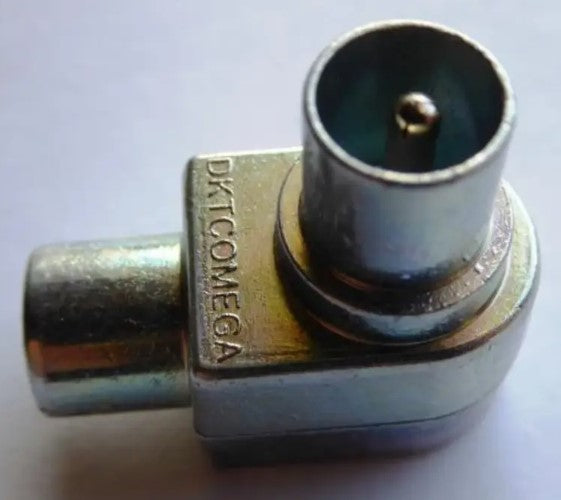 MAXIMUM IEC plug, male, angled, HF (1832)´Coax vinkelstik han